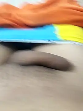 Snapshot of lm279 chatting on November 2025 01:05:01 AM lm279 online show from November 2025 01:05:01 AM