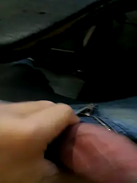 Snapshot of lm279 chatting on February 2026 01:32:02 PM lm279 online show from February 2026 01:32:02 PM