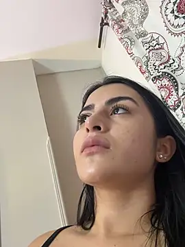 anniemorgan01 online show from December 2024 09:11:02 AM