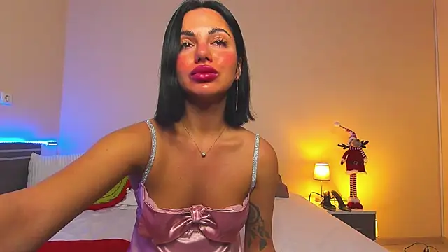 Snapshot of AddictedSabi chatting on December 2024 09:05:02 AM AddictedSabi online show from December 2024 09:05:02 AM