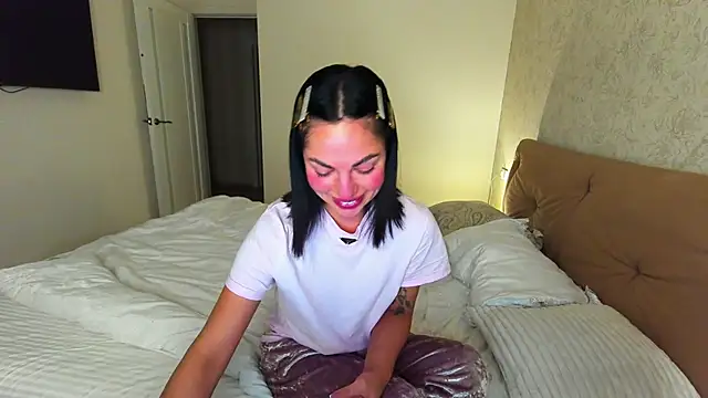 Snapshot of AddictedSabi chatting on February 2025 07:58:01 PM AddictedSabi online show from February 2025 07:58:01 PM