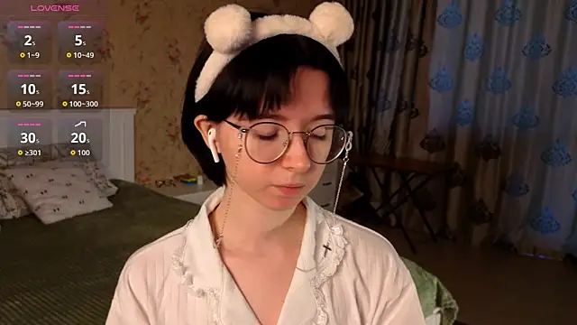 Snapshot of Nora_Failure chatting on October 2025 08:55:02 AM Nora Failure online show from October 2025 08:55:02 AM