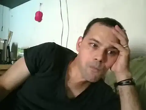 Snapshot of Lolosalvage83 chatting on February 2025 01:19:02 PM Lolosalvage83 online show from February 2025 01:19:02 PM