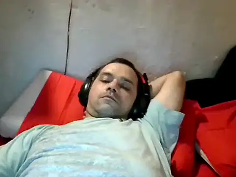 Snapshot of Lolosalvage83 chatting on March 2025 06:50:01 PM Lolosalvage83 online show from March 2025 06:50:01 PM