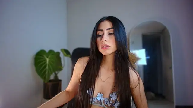 auroracaruso11 online show from November 2025 09:25:02 PM