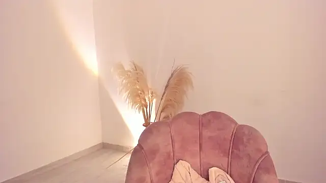 amelie murphy  online show from March 2026 04:43:01 PM