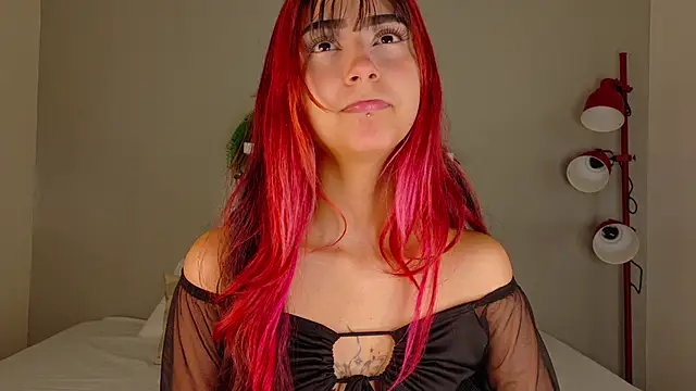 ParisFox  online show from December 2025 07:55:01 PM