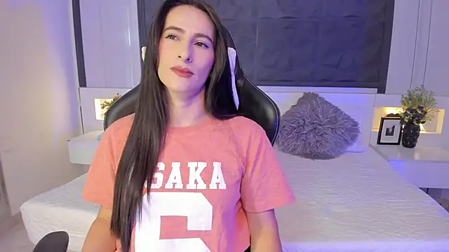 SaraGomez1 online show from December 2025 11:48:02 AM