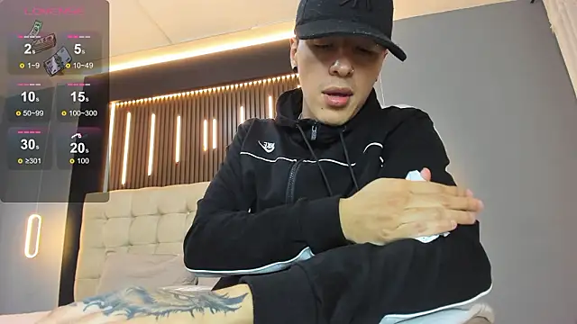 Lobo 17  online show from March 2026 03:39:01 AM