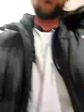 QcMisterv13 online show from December 2025 01:25:02 AM