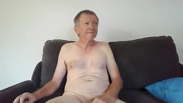 Snapshot of naturiste974 chatting on February 2026 08:19:01 AM naturiste974 online show from February 2026 08:19:01 AM