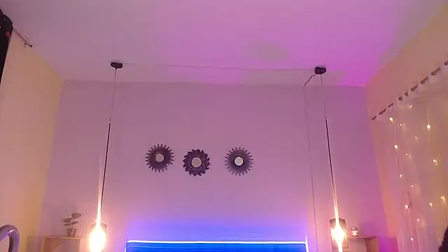 emily leinner online show from March 2026 11:33:01 PM