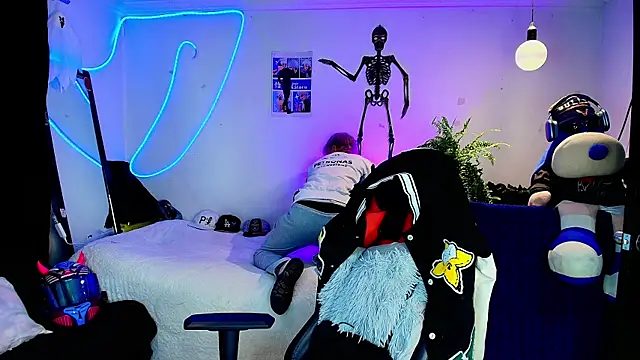 twink sebas  online show from November 2025 03:38:02 AM