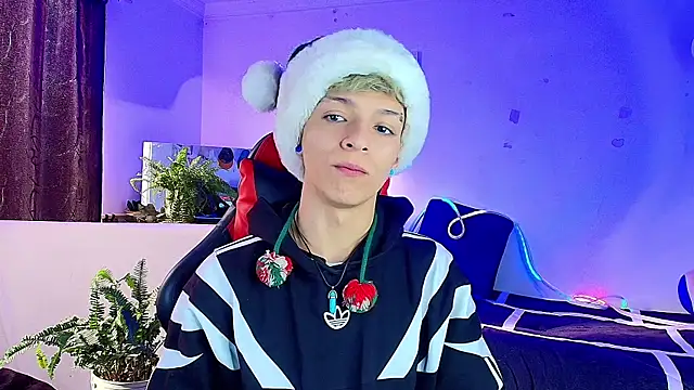 twink sebas  online show from December 2025 12:43:01 PM