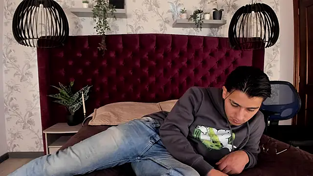 Snapshot of Andy_Joy_ chatting on November 2025 11:35:01 AM Andy Joy online show from November 2025 11:35:01 AM