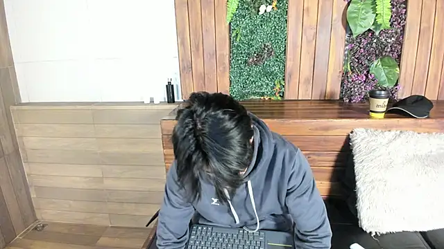 Andy Joy  online show from April 2026 11:50:02 AM