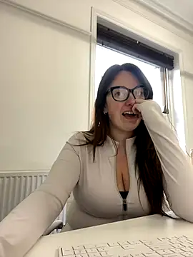 Snapshot of Miss_Stassi chatting on December 2024 09:06:01 AM Miss Stassi online show from December 2024 09:06:01 AM