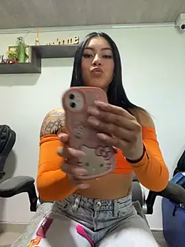 emily 22x online show from December 2024 08:34:01 PM