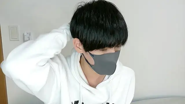 itsme LEON online show from November 2025 01:03:01 PM