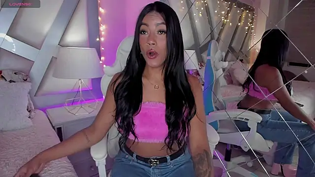 Amber villalobos  online show from January 2025 03:43:02 AM