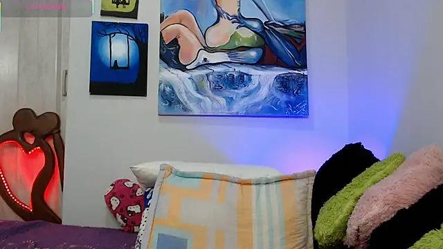 naihroby online show from December 2025 04:21:01 AM