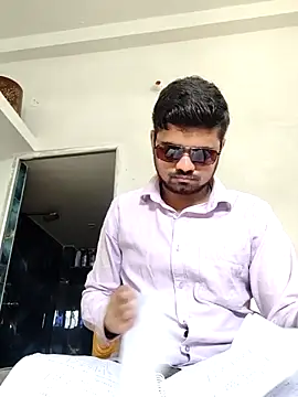Ishan003 online show from June 2026 04:25:02 AM