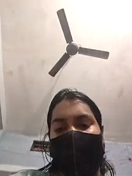 Priya Strip online show from February 2025 07:09:01 PM