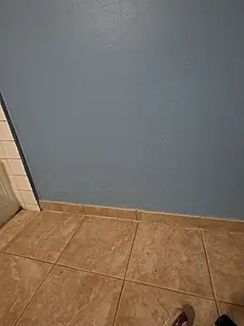 Snapshot of Jovende28 chatting on November 2025 09:42:02 AM Jovende28 online show from November 2025 09:42:02 AM