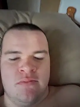 Snapshot of clemhotxxxx chatting on February 2025 09:10:02 AM clemhotxxxx online show from February 2025 09:10:02 AM