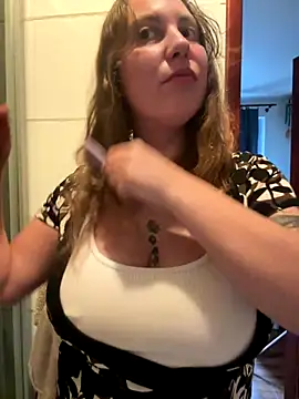 Snapshot of Yanacool007 chatting on October 2025 12:36:02 PM Yanacool007 online show from October 2025 12:36:02 PM