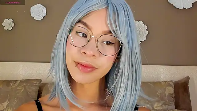 KimHiltton online show from March 2025 02:14:02 AM