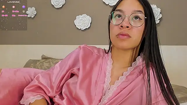 KimHiltton online show from March 2025 10:22:02 AM