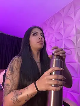 NattGomez online show from September 2025 02:59:02 AM