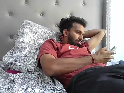 Snapshot of skinny__boy__ chatting on November 2025 04:50:01 PM skinny boy online show from November 2025 04:50:01 PM