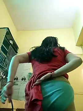 Snapshot of heenage chatting on December 2024 05:23:01 AM heenage online show from December 2024 05:23:01 AM