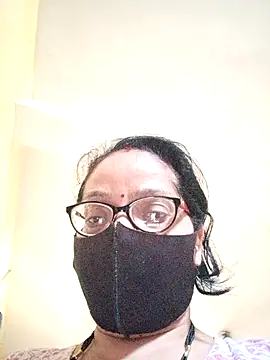 heenage online show from April 2026 03:47:01 AM