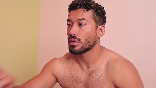 Snapshot of freddsexxx chatting on December 2025 04:15:01 PM freddsexxx online show from December 2025 04:15:01 PM