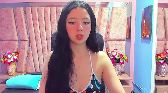 Nathalia Reyes online show from December 2024 03:34:02 AM