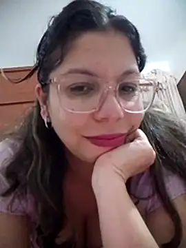 Carliina Soussa online show from April 2026 11:38:01 PM