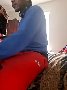 bigboytoy912 online show from April 2026 07:07:02 PM