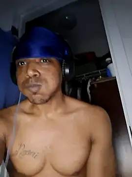 bigboytoy912 online show from May 2026 04:28:02 AM