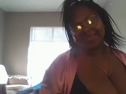 Snapshot of Needmehard chatting on December 2024 04:10:01 PM Needmehard online show from December 2024 04:10:01 PM