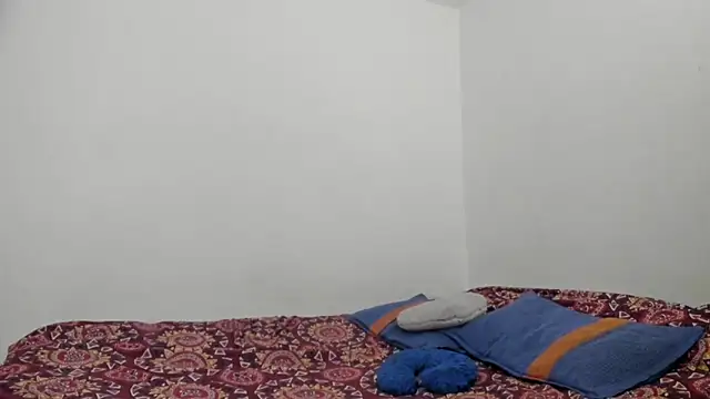 Nathaly love96 online show from December 2024 08:02:01 PM