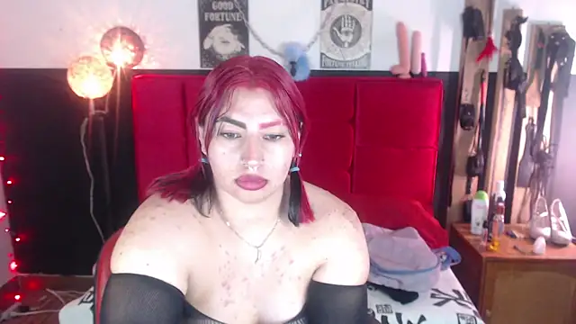 Snapshot of Lava_Vulcain chatting on January 2025 09:57:02 PM Lava Vulcain online show from January 2025 09:57:02 PM