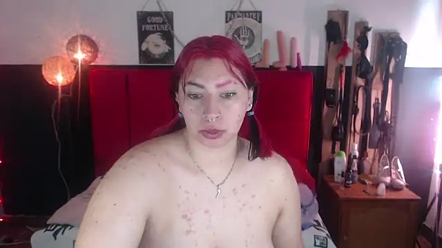 Snapshot of Lava_Vulcain chatting on January 2025 01:21:01 PM Lava Vulcain online show from January 2025 01:21:01 PM