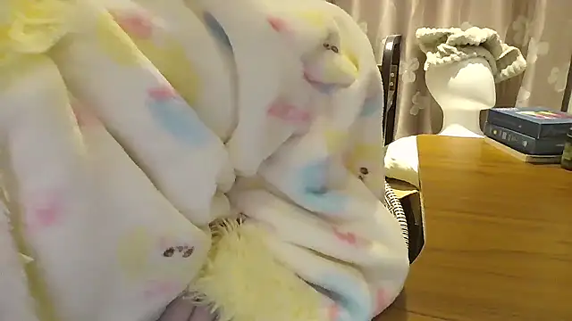 Snapshot of arena1357 chatting on November 2025 02:28:02 PM arena1357 online show from November 2025 02:28:02 PM