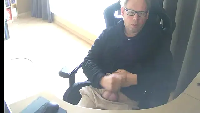 kinkyslet8 online show from March 2026 10:26:01 AM