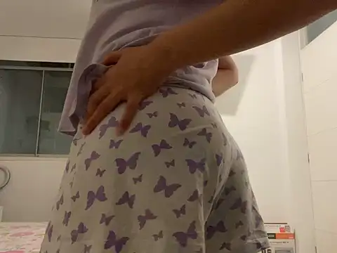 ForeverLola2024 online show from December 2024 03:18:02 AM