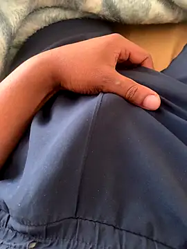 078-Piper online show from October 2025 06:03:02 AM