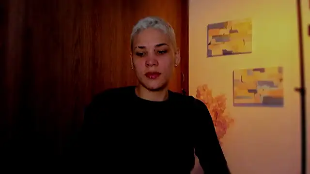 Charlee pink online show from March 2026 05:28:01 PM